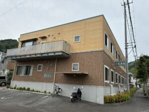 静岡市葵区にある介護付有料老人ホームのケアホーム亀寿庵です。