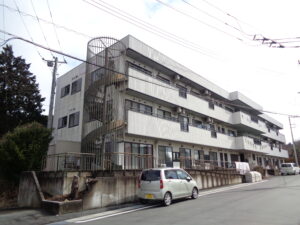 田方郡函南町にある住宅型有料老人ホームのフローレンス南箱根です。