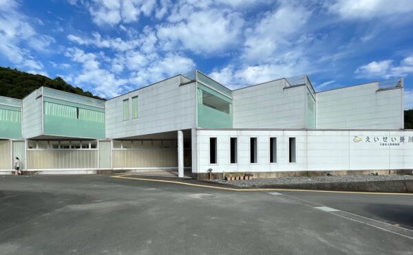 静岡県にある介護老人保健施設 えいせい掛川介護老人保健施設
