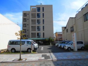 《静岡市清水区 介護付き有料老人ホーム》コロナ禍で周囲と孤立気味のため施設入居を