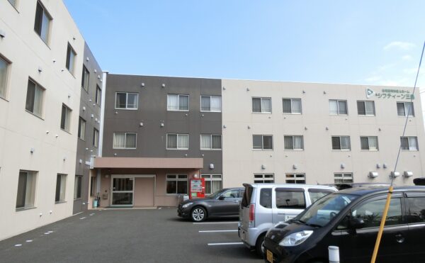《静岡県三島市　シフティーン三島》要介護5の女性が入居されました