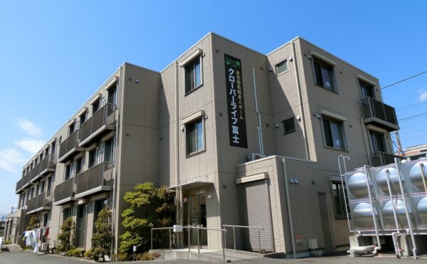 《静岡県富士市　住宅型有料老人ホーム　クローバーライフ富士》要介護5の男性が入居されました