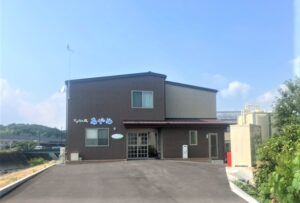 裾野市にある住宅型有料老人ホームのすずなの風あやめです。