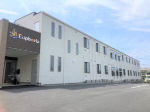 沼津市にある住宅型有料老人ホームのユーフォリアぬまづ原です。