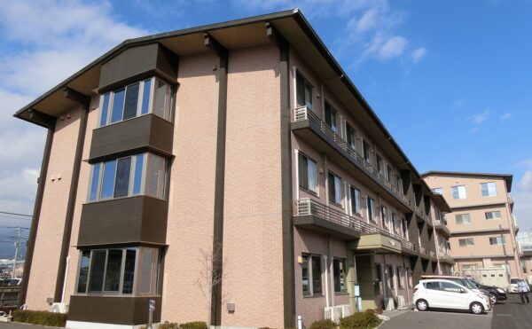 在宅酸素が必要な男性が長泉町の介護付き有料老人ホームへ入居されました
