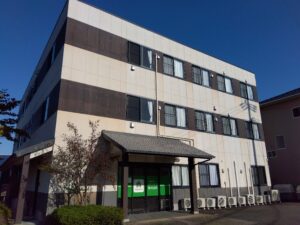 静岡市清水区にある住宅型有料老人ホームのメディホス静岡由比です。