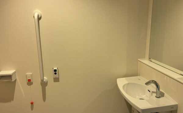 居室トイレ手洗い