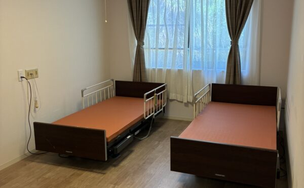 数少ないですが、２ベッドも可能なお部屋も有ります