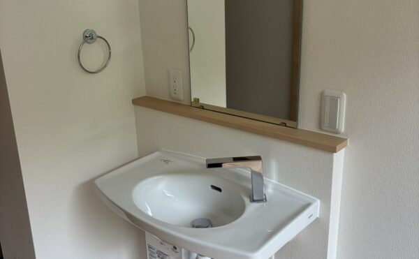 オート水栓の洗面台